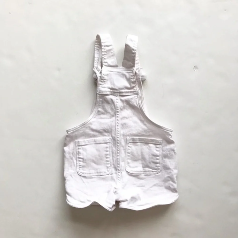 Babygap button front denim short overalls EUC 2T